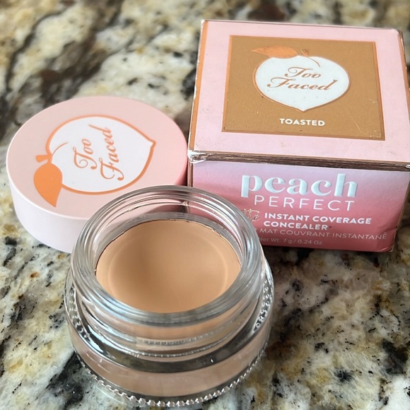 ♣️🌛Rare! Too Faced Toasted Peach Perfect Concealer - Picture 1 of 12